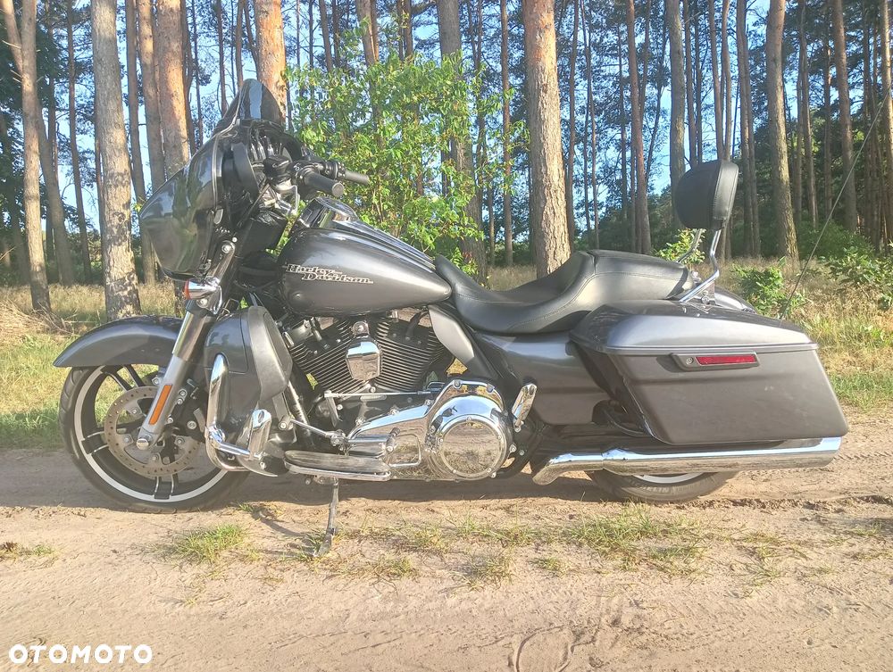 Harley-Davidson FLHXS Special - 6