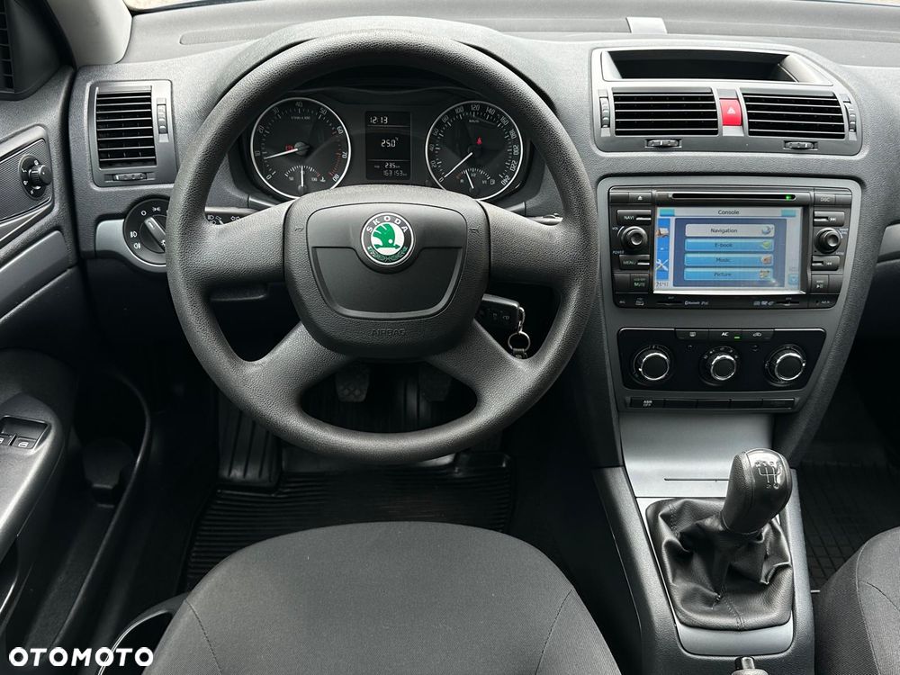 Skoda Octavia - 6