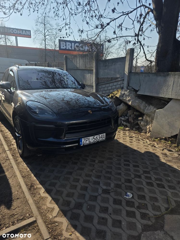 Porsche Macan T - 1