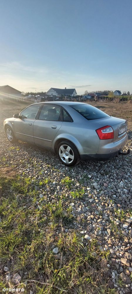 Audi A4 Limousine - 2