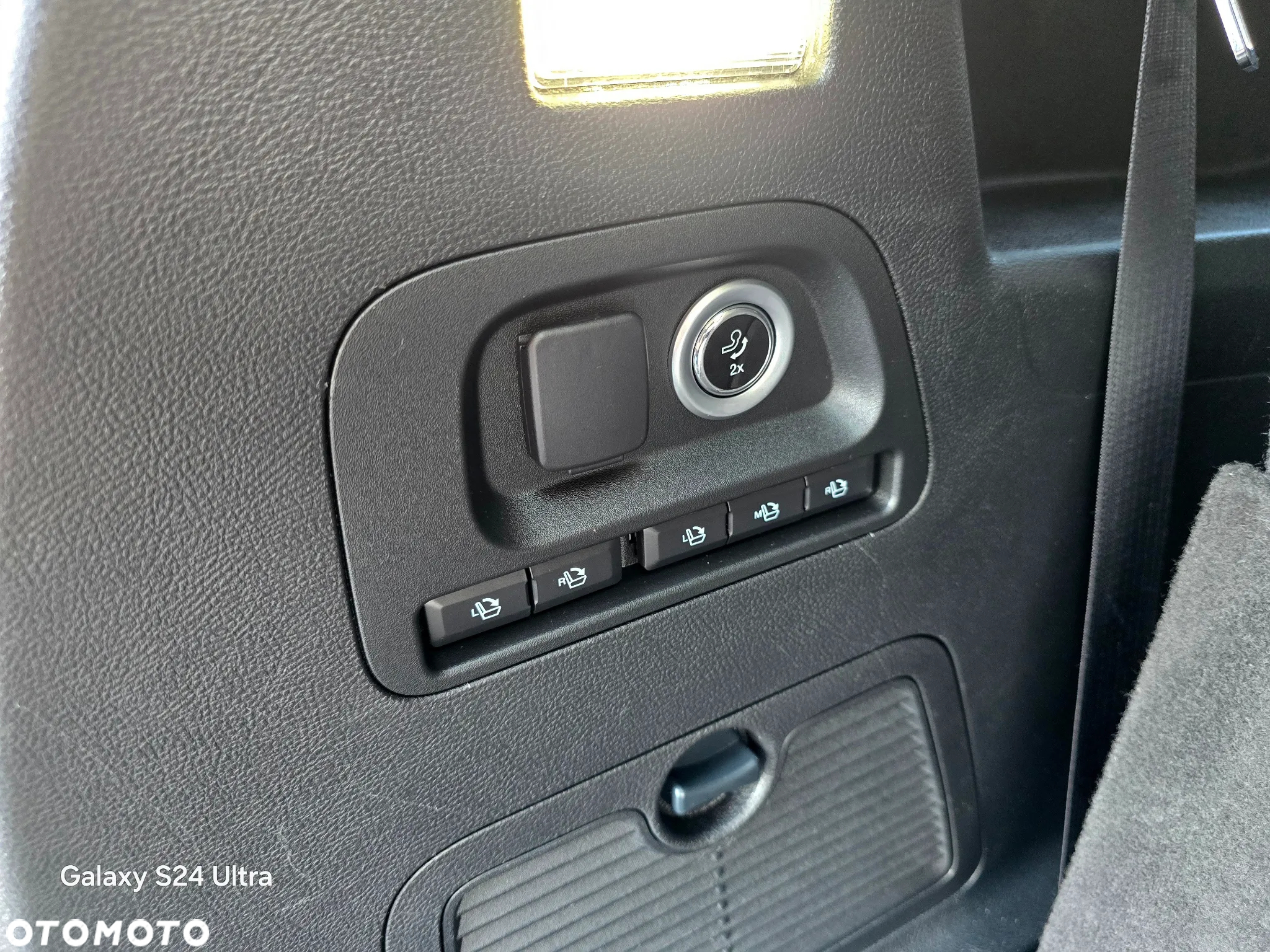 Ford S-Max 2.0 EcoBlue Titanium - 11