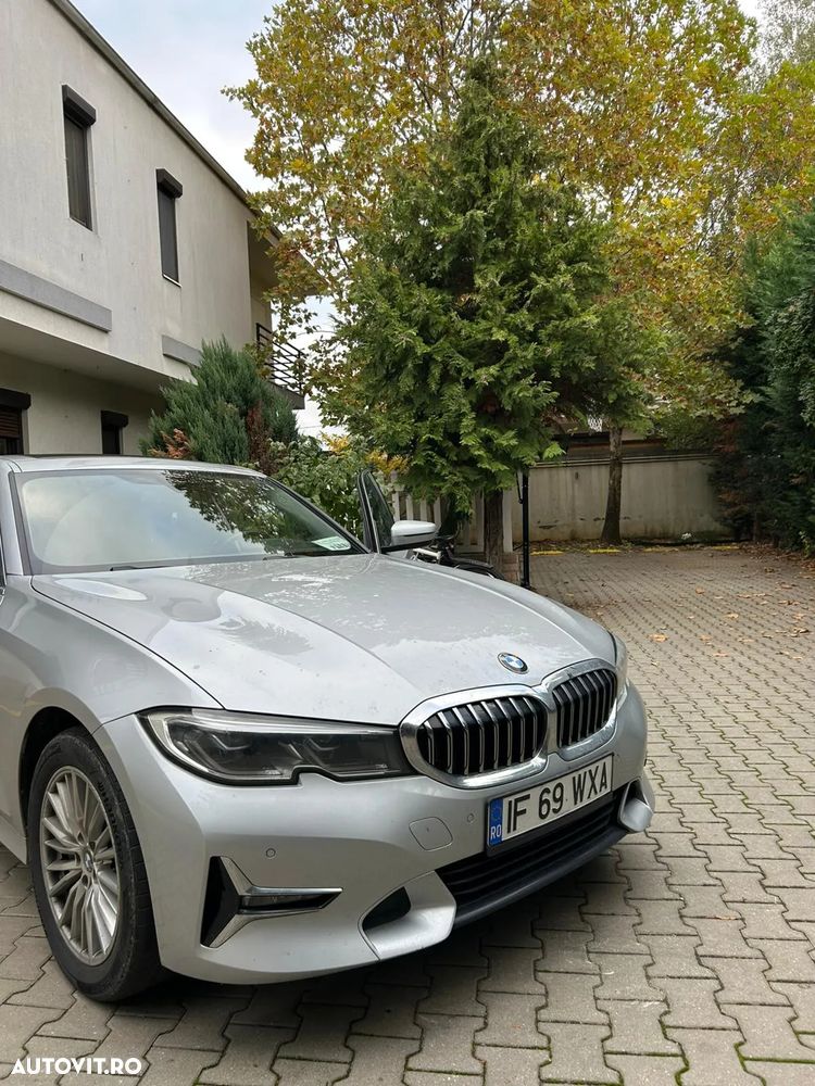 BMW Seria 3 330i Touring xDrive Aut. Advantage - 2