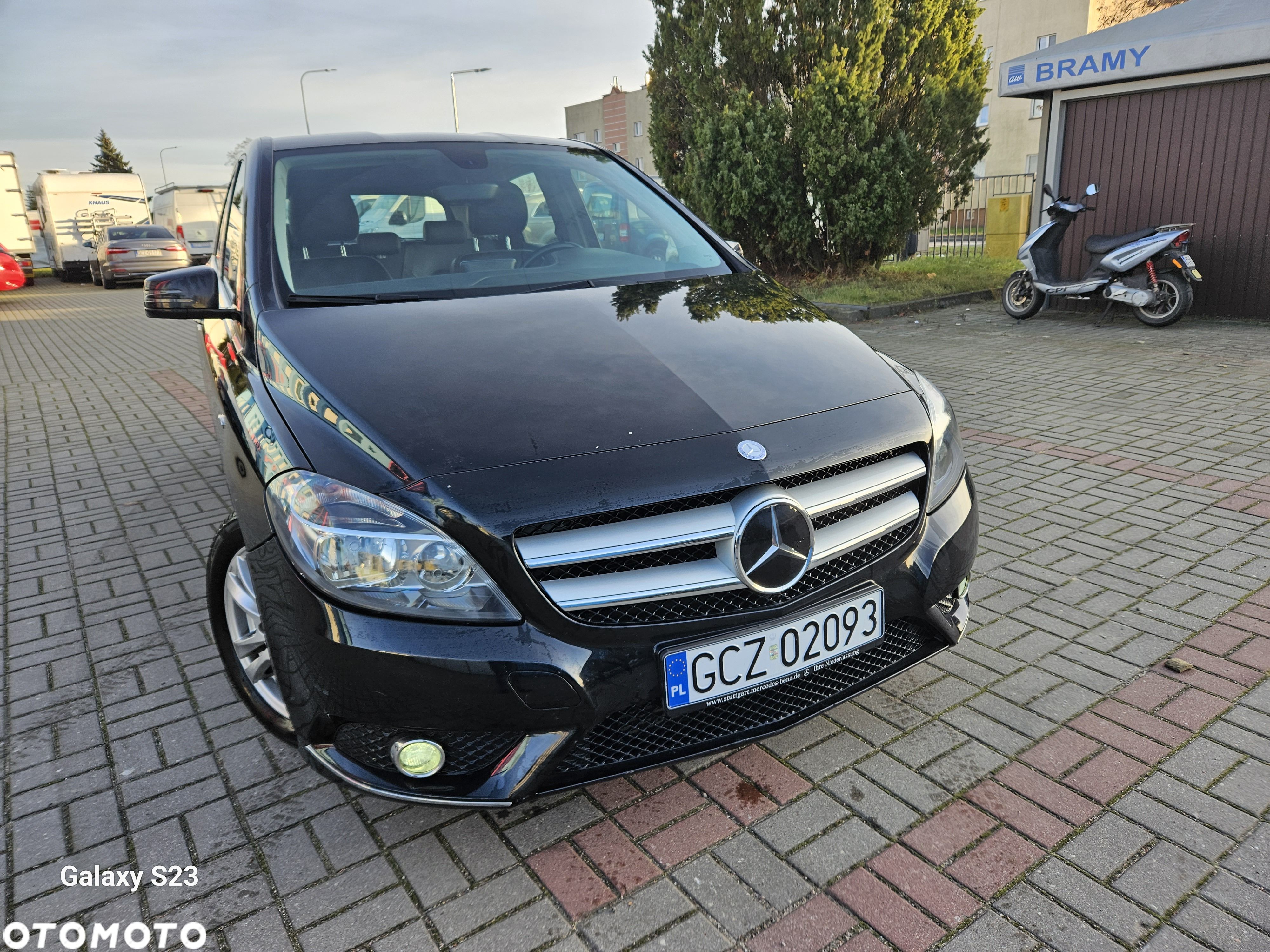 Mercedes-Benz Klasa B 180 (BlueEFFICIENCY) - 1