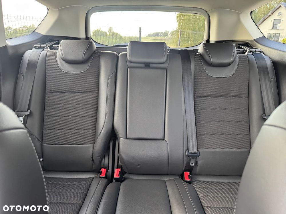 Ford Kuga 2.0 TDCi 4WD Titanium - 33