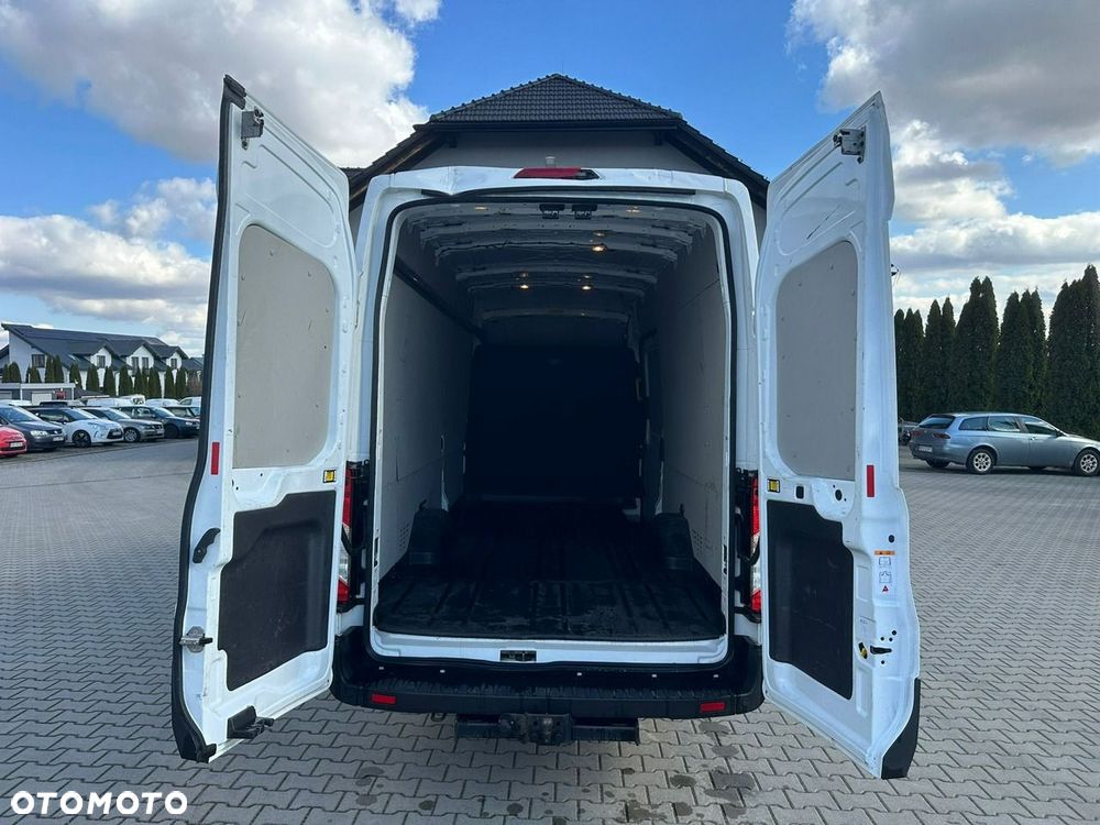 Ford Transit - 10