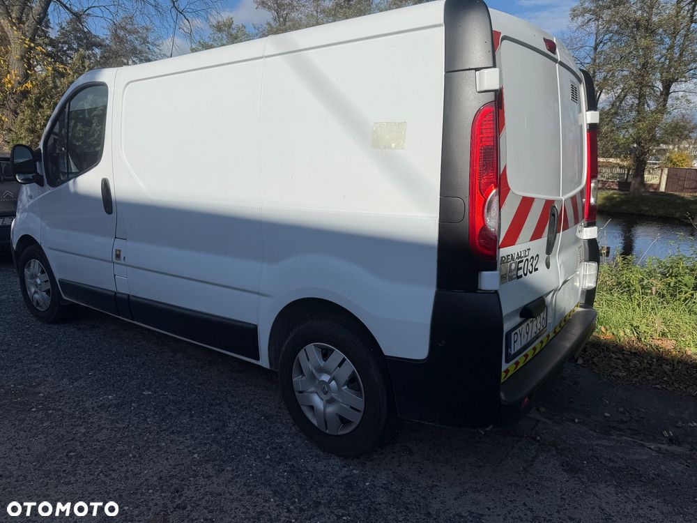 Renault Trafic - 12