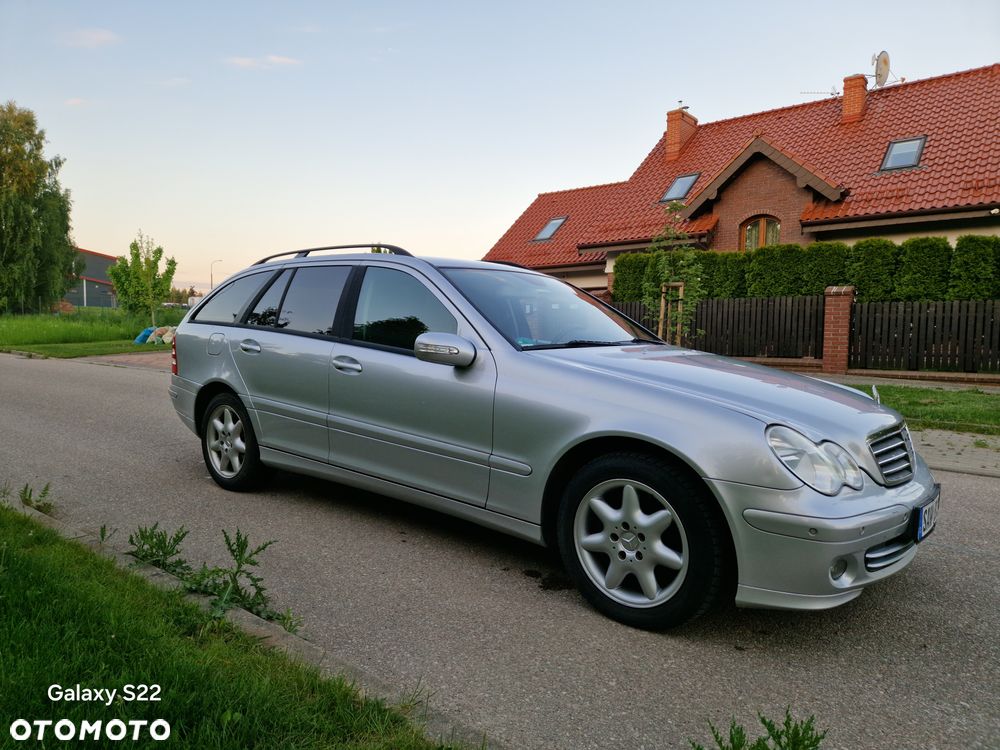 Mercedes-Benz Klasa C 200 CDI Automatik Avantgarde Sport Edition - 38