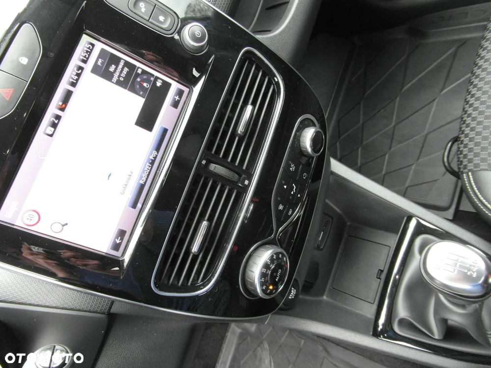 Renault Clio ENERGY TCe 120 INTENS - 26
