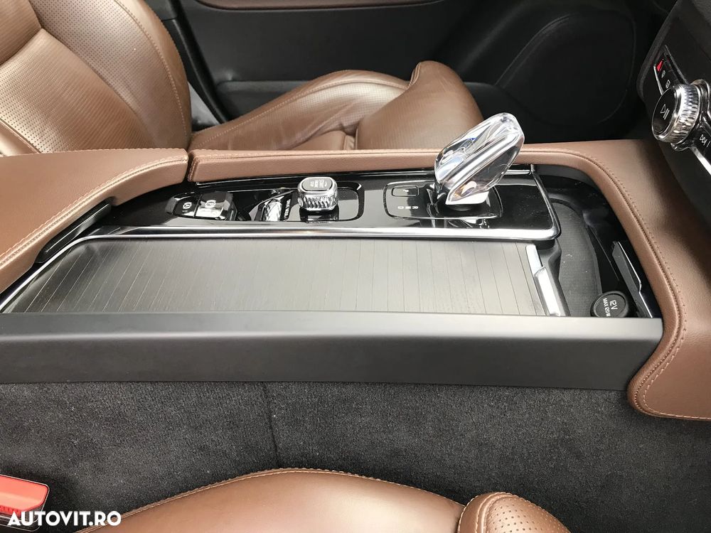 Volvo XC 90 B5 MHEV AWD 5 locuri Inscription - 32