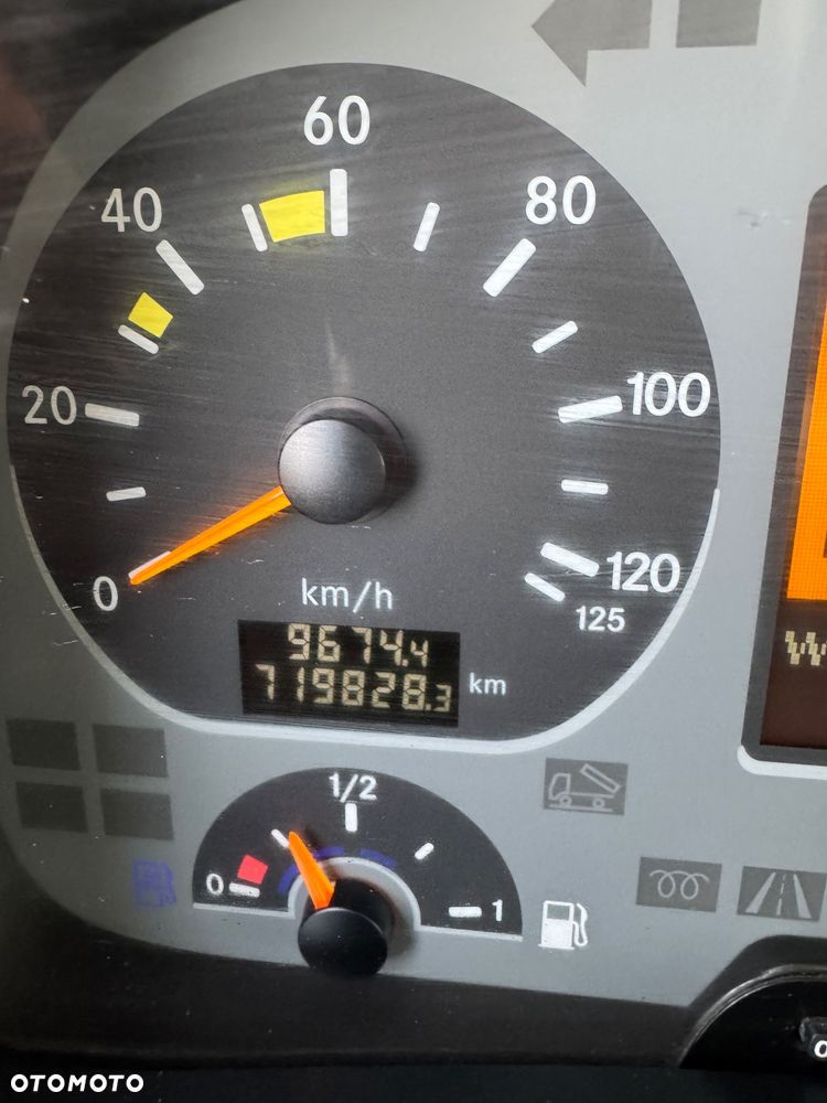Mercedes-Benz Actros 2541 - 28