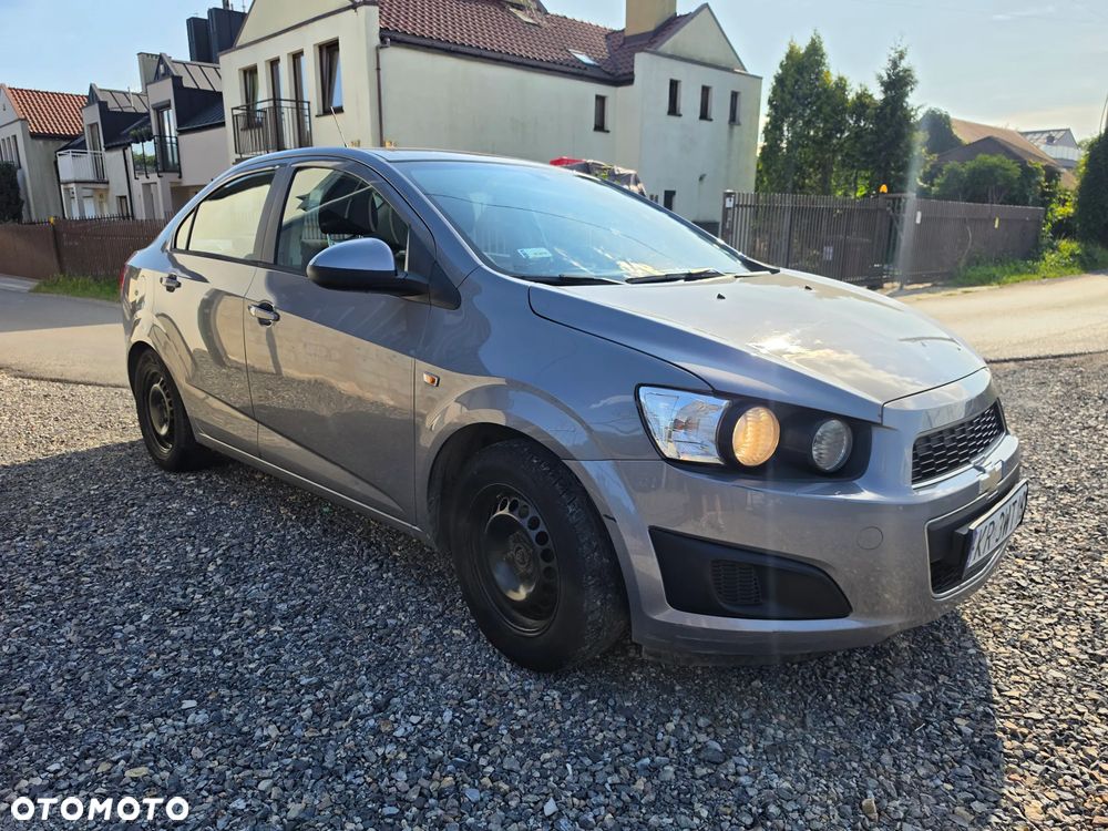 Chevrolet Aveo 1.2 LT - 3