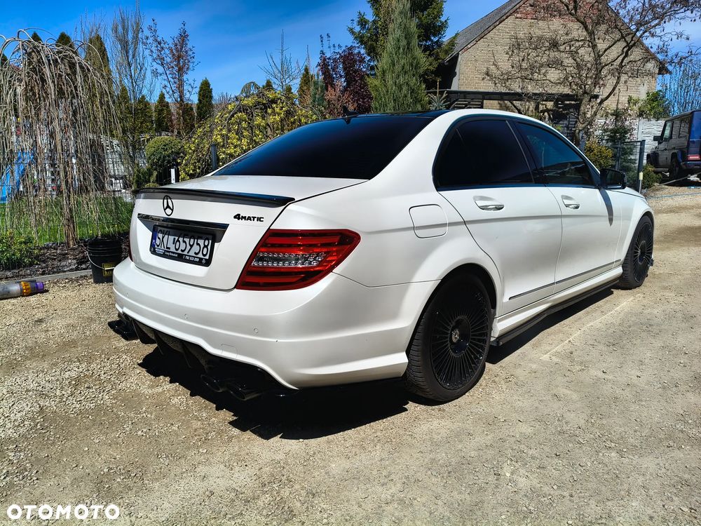 Mercedes-Benz Klasa C 350 4Matic (BlueEFFICIENCY) 7G-TRONIC Avantgarde - 9