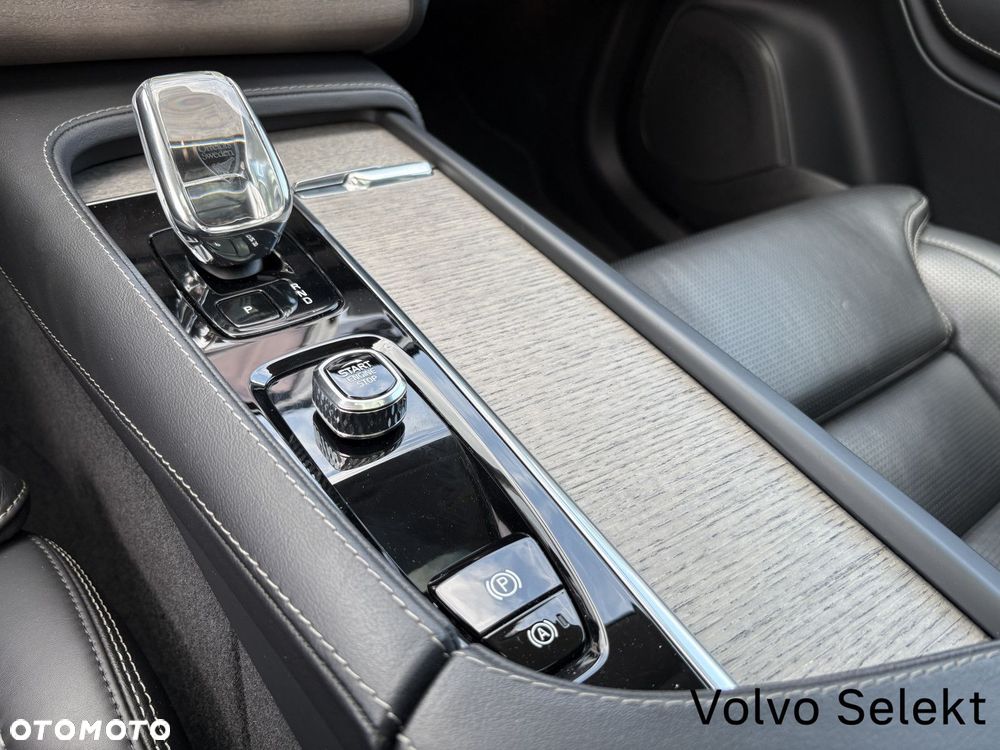 Volvo XC 90 - 17