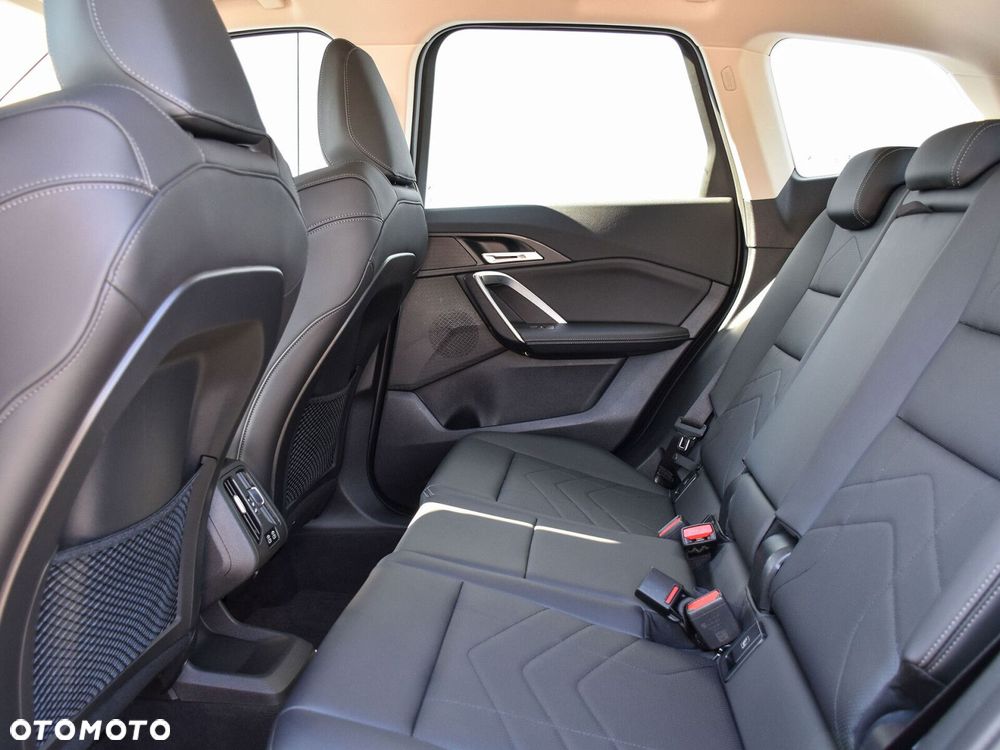 BMW X1 sDrive18i xLine - 13