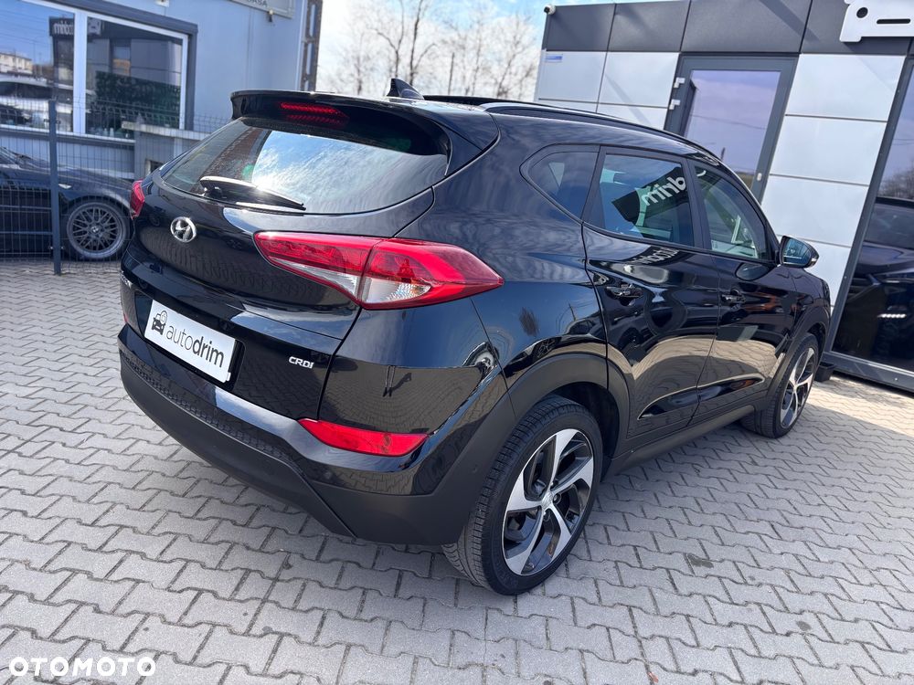 Hyundai Tucson 2.0 CRDI 4WD Automatik Premium - 16