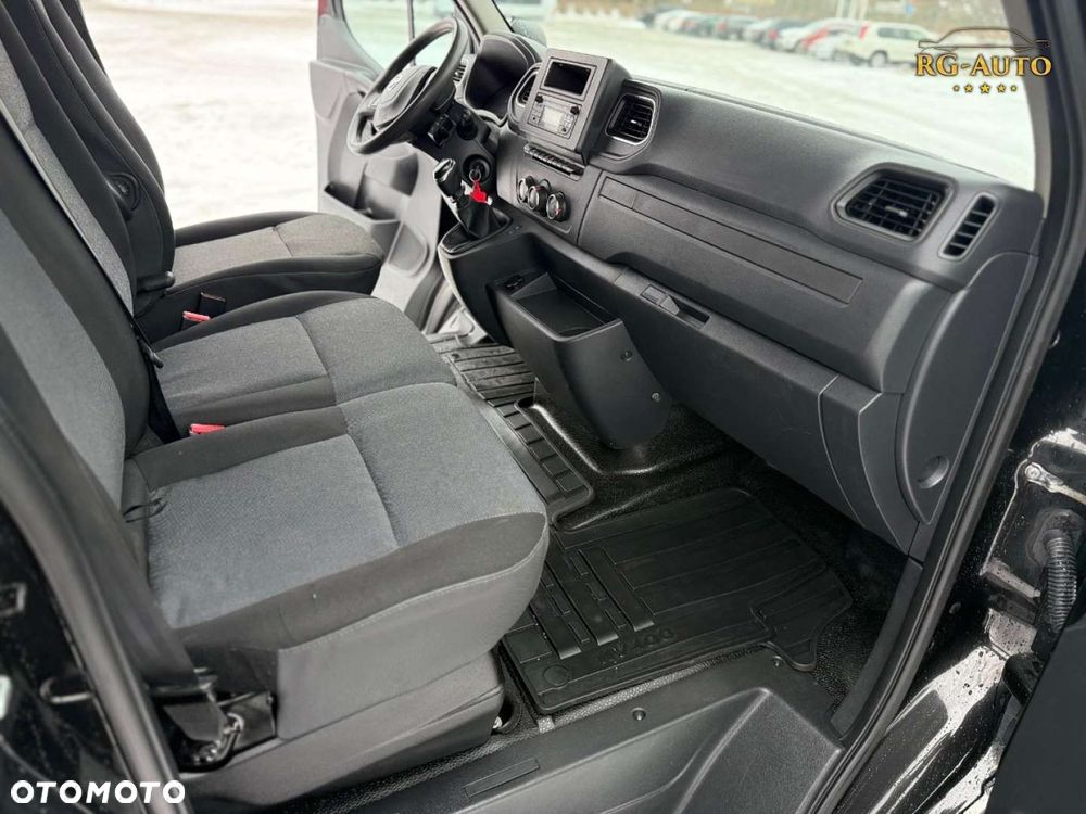 Nissan NV400 - 25
