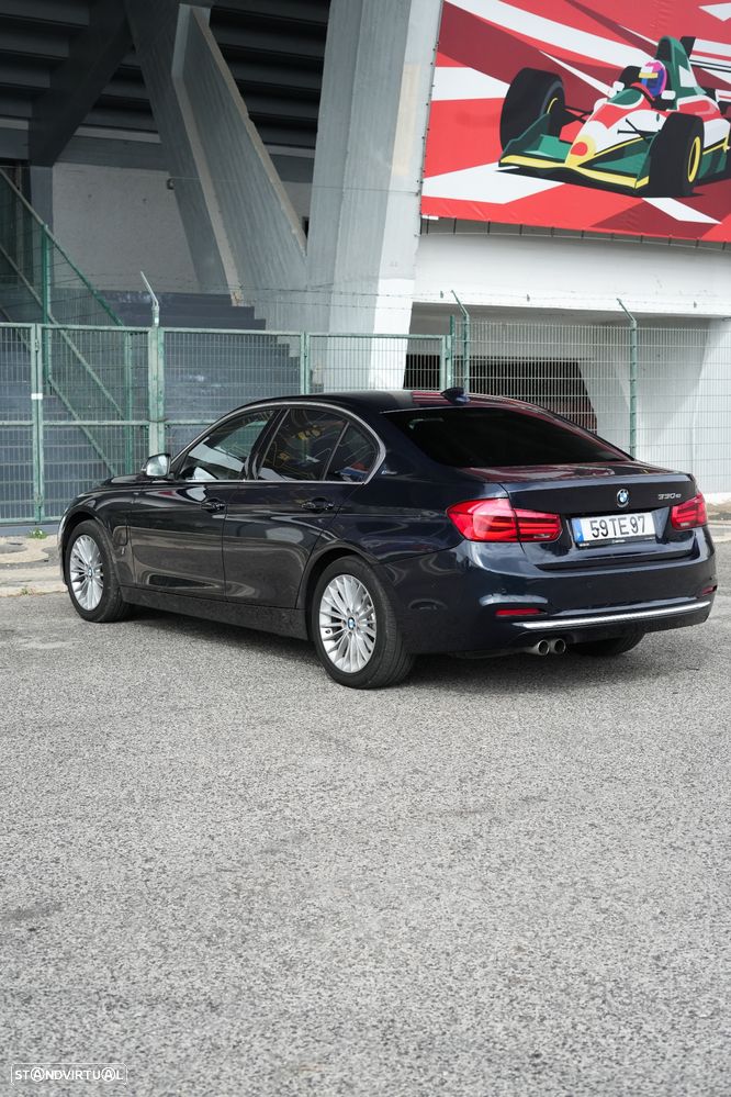BMW 330 e iPerformance Line Luxury - 15