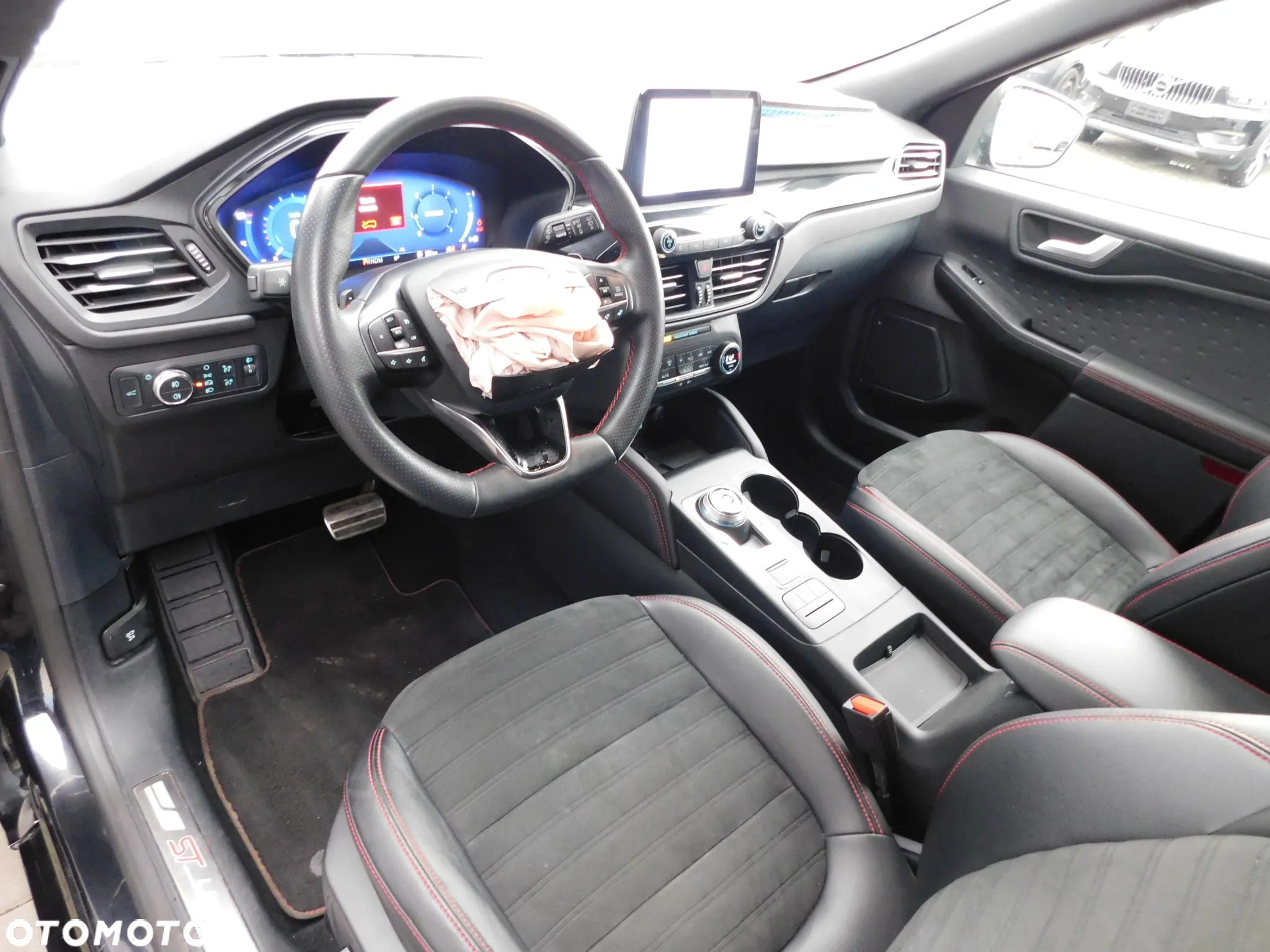 Ford Kuga 1.5 EcoBlue FWD ST-Line - 17