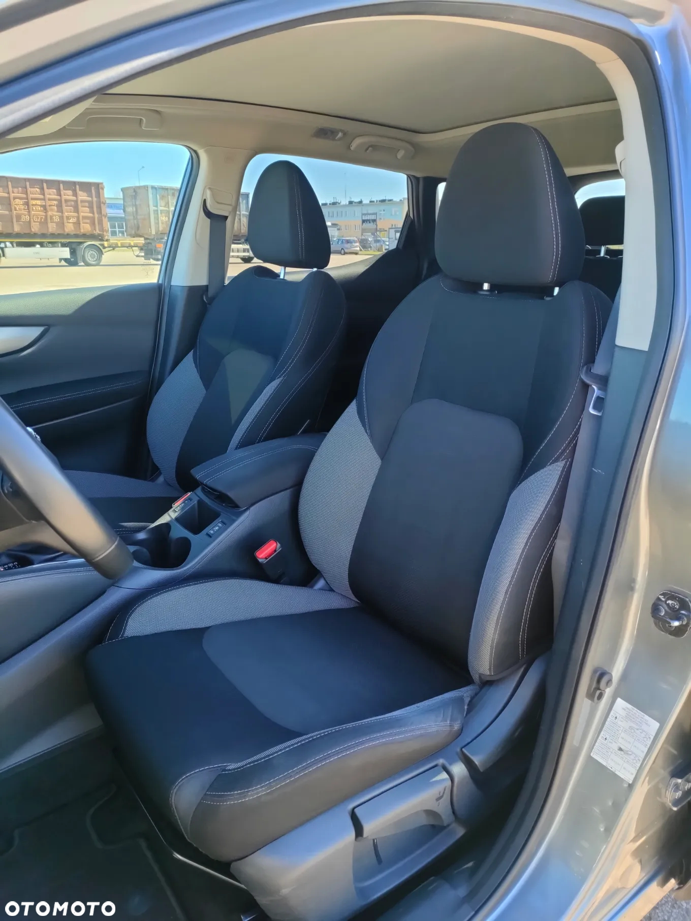 Nissan Qashqai 1.2 DIG-T Xtronic TEKNA+ - 19
