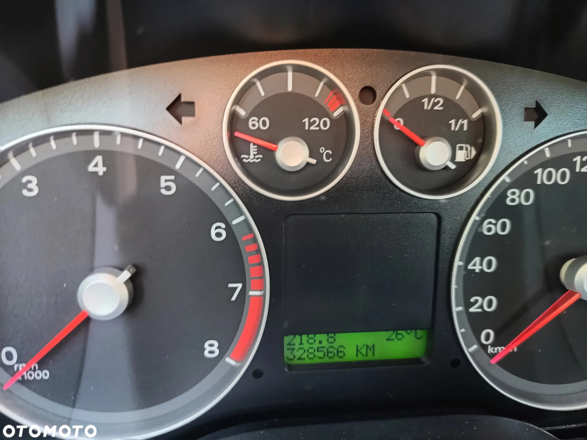 Ford Focus ver-1-6-16v-ghia - 34