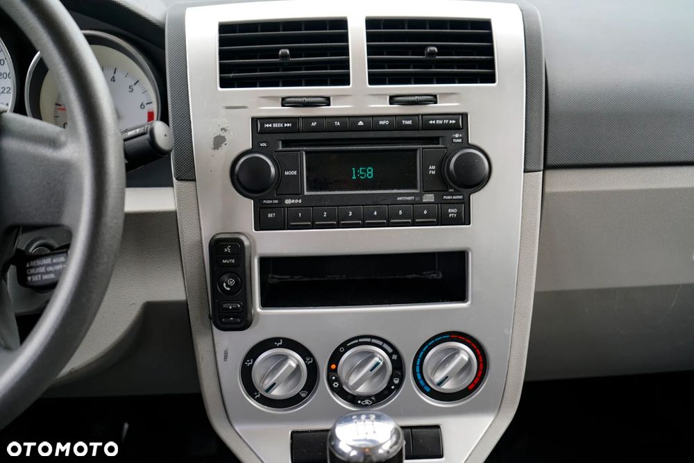 Dodge Caliber 1.8 SXT - 22
