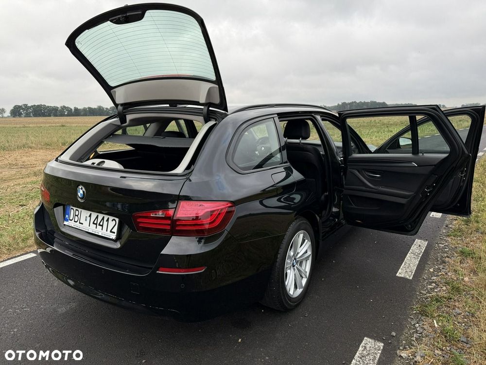 BMW Seria 5 530d Sport-Aut - 22