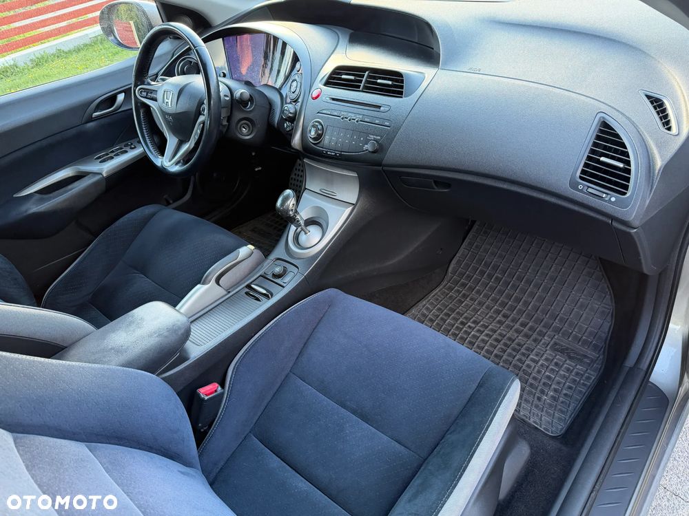 Honda Civic 1.8i-VTEC 50 Jahre Edition - 7