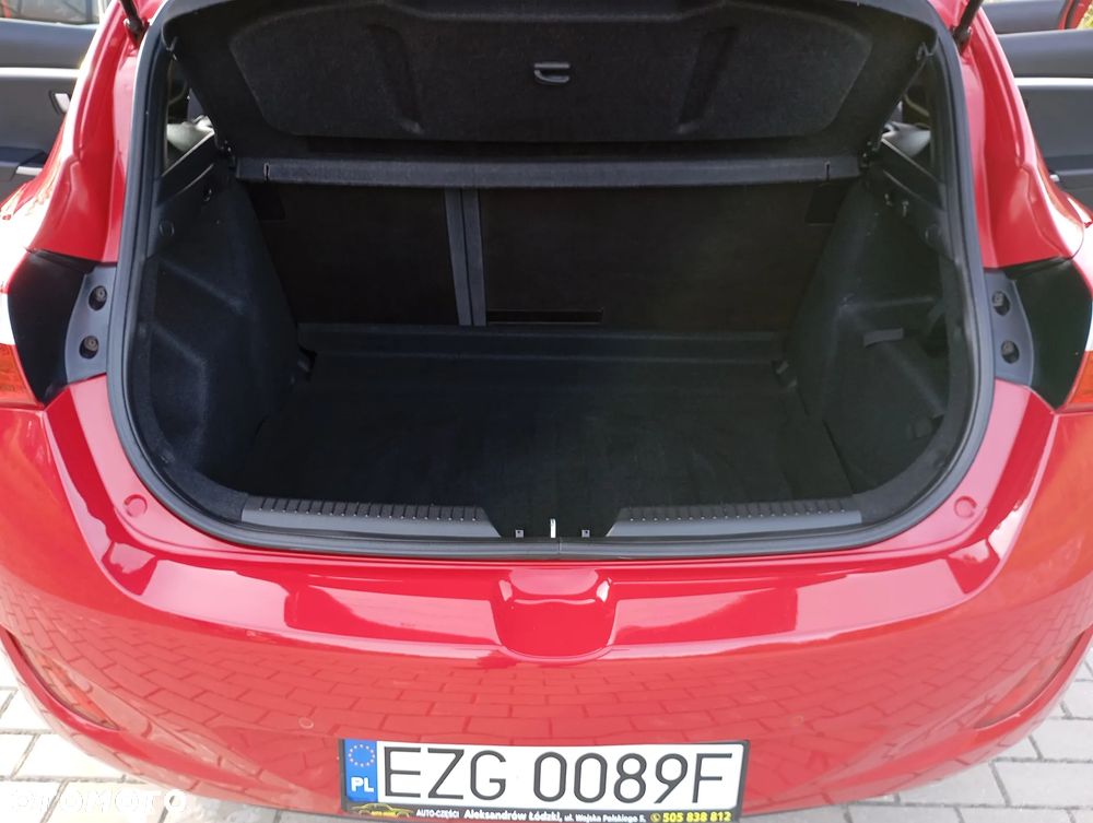 Hyundai i30 1.4 Premium - 21