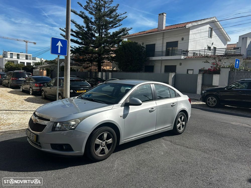 Chevrolet Cruze 1.6 LS - 7