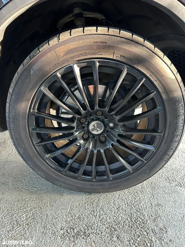 Volkswagen Touareg - 17