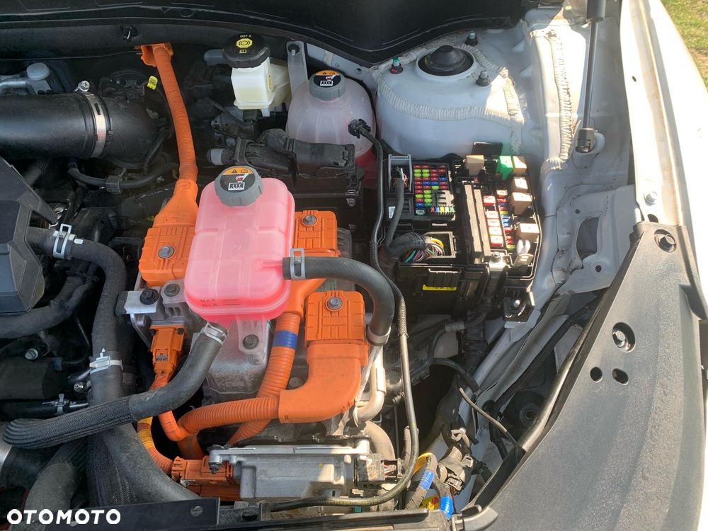 Hyundai Santa Fe ver-1-6-t--gdi-hev-executive - 14