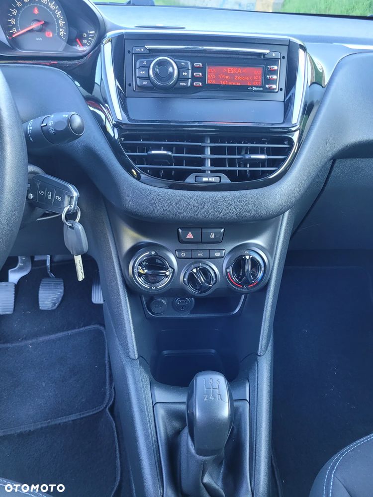 Peugeot 208 1.2 PureTech Active - 9