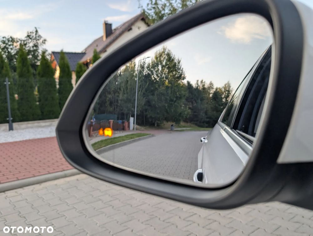 Opel Insignia 2.0 CDTI EcoFLEX S&S - 23