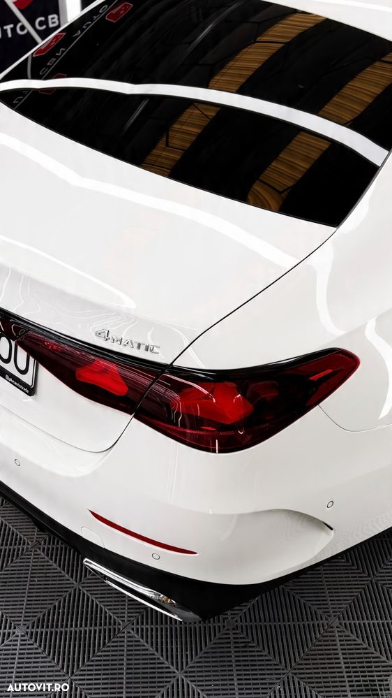Mercedes-Benz E 450 4MATIC 9G-TRONIC AMG Line NIGHT Edition - 11