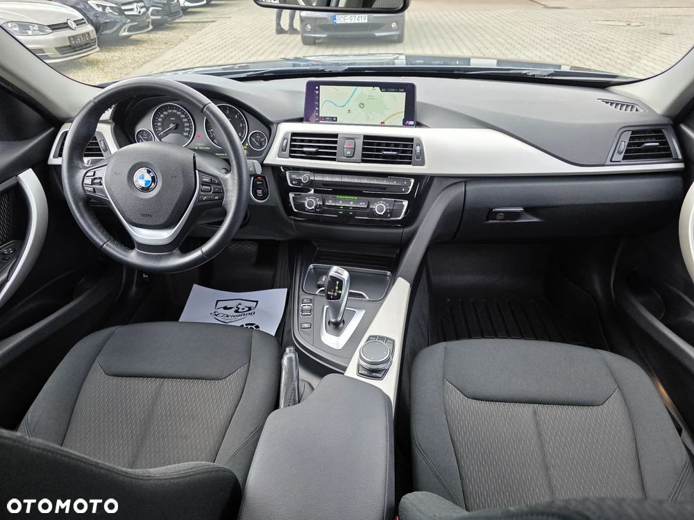 BMW Seria 3 - 25