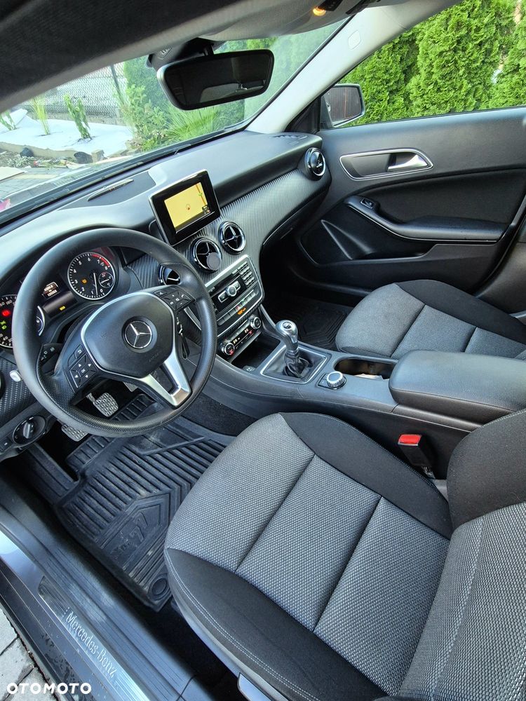 Mercedes-Benz GLA - 7