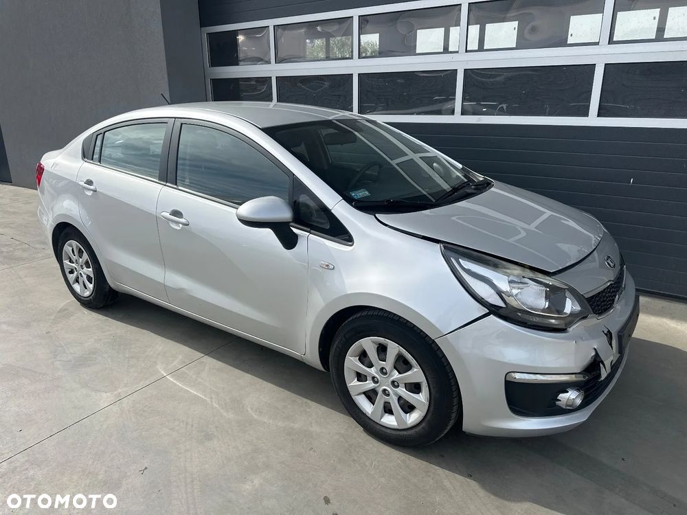 Kia Rio 1.2 M - 8