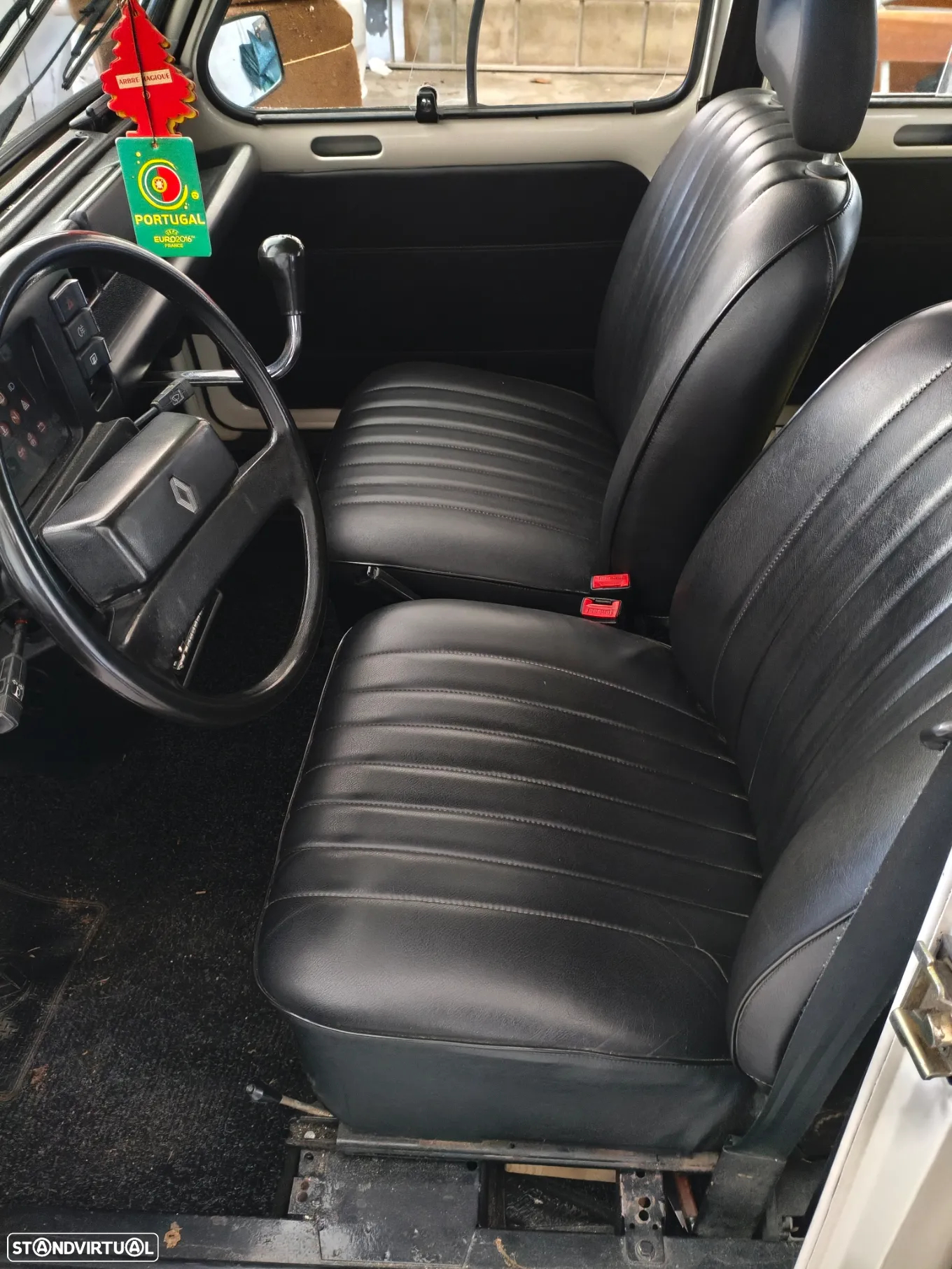 Renault 4 1.1 GTL - 11