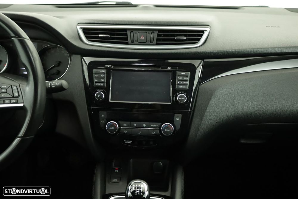Nissan Qashqai 1.5 dCi N-Connecta Business - 9