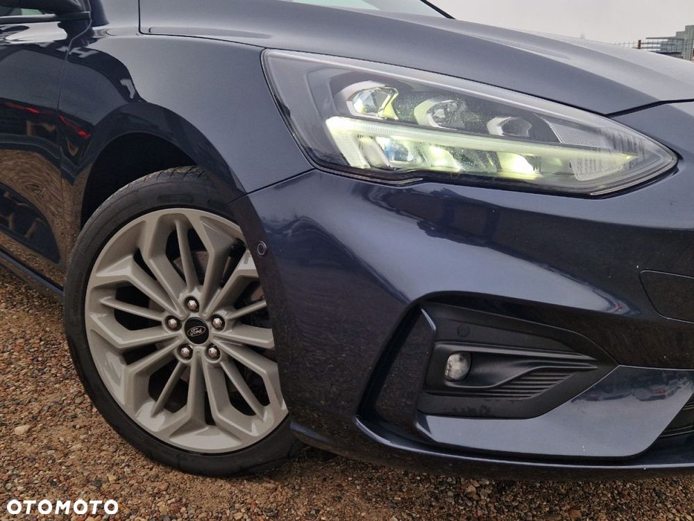 Ford Focus - 35
