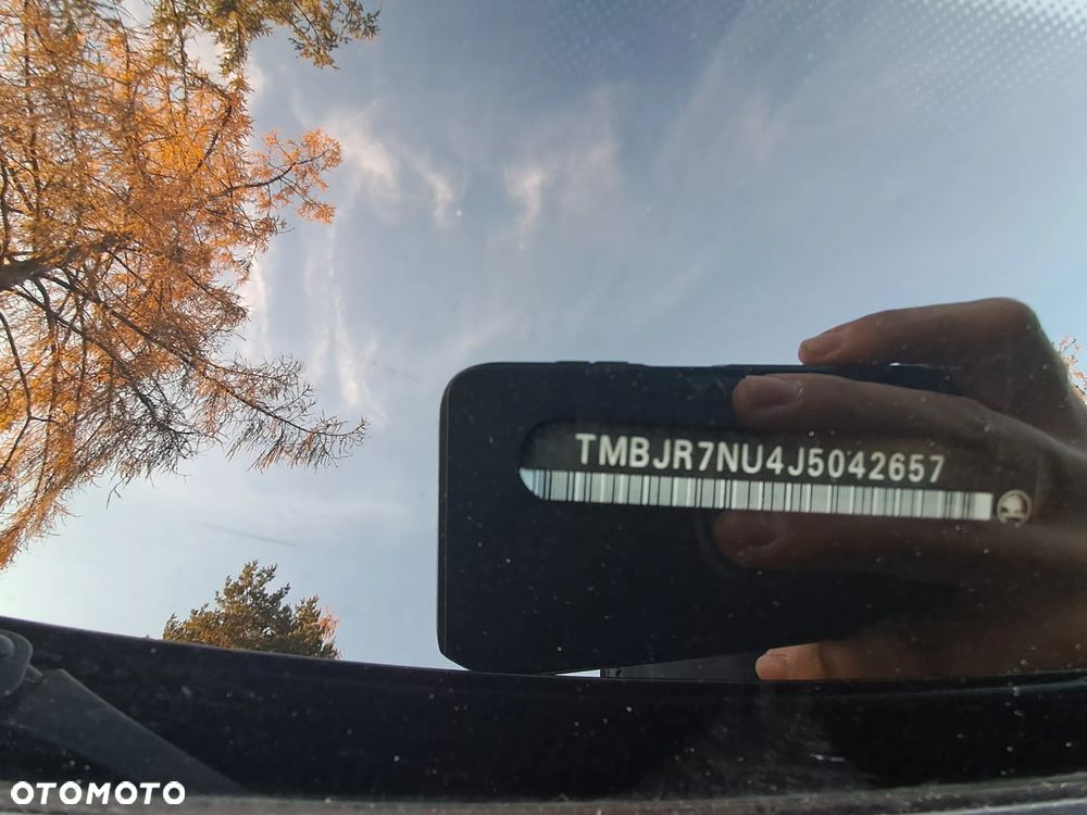 Skoda Karoq 1.5 TSI ACT 4x2 Ambition - 32