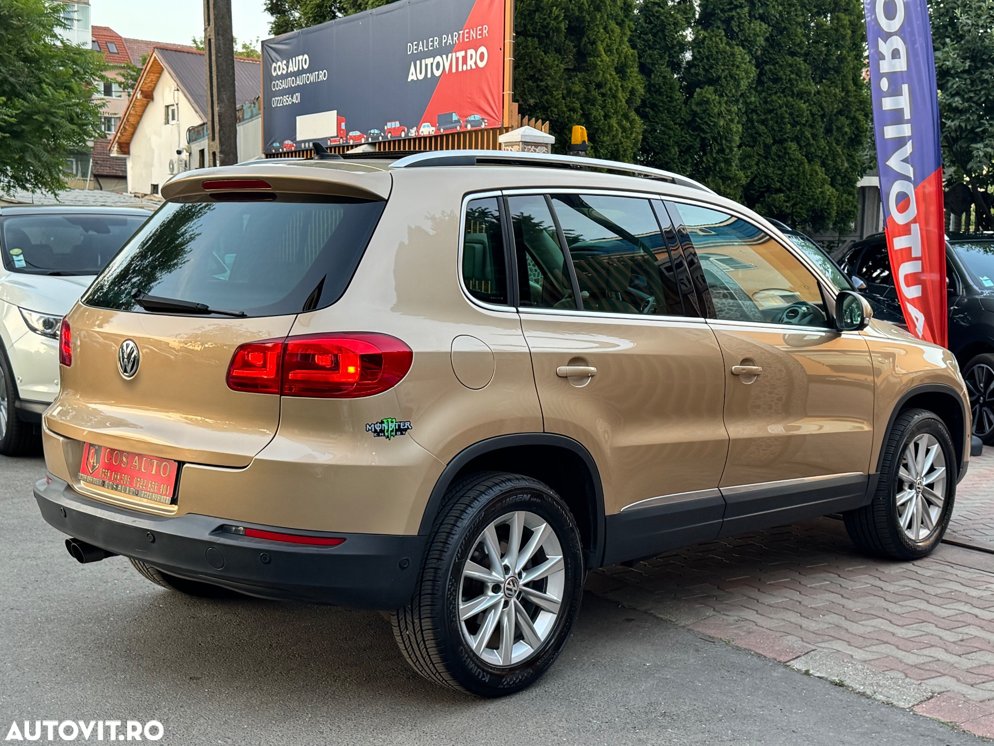 Volkswagen Tiguan 2.0 TDI DPF 4Motion BlueMotion Technology DSG Sport & Style - 3