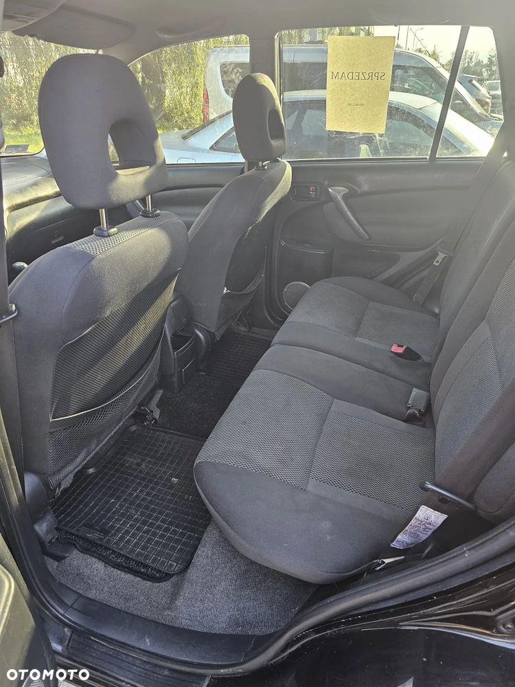 Toyota RAV4 2.0 D-4D 4x4 - 8