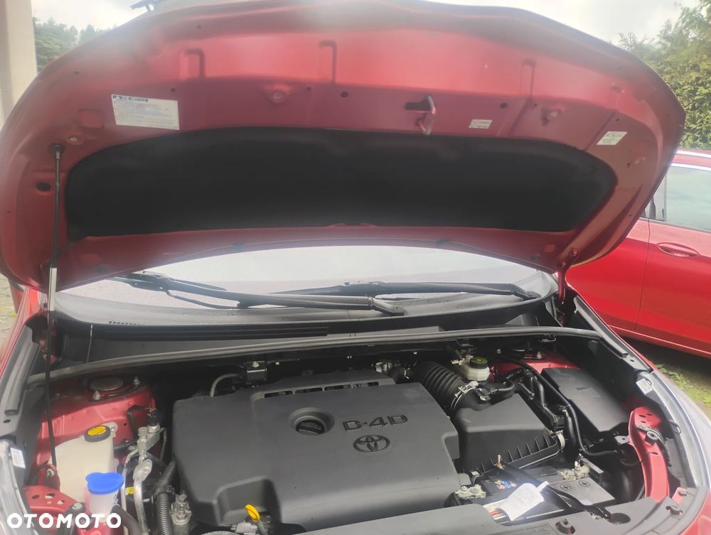 Toyota Verso 2.0 D-4D Active - 25