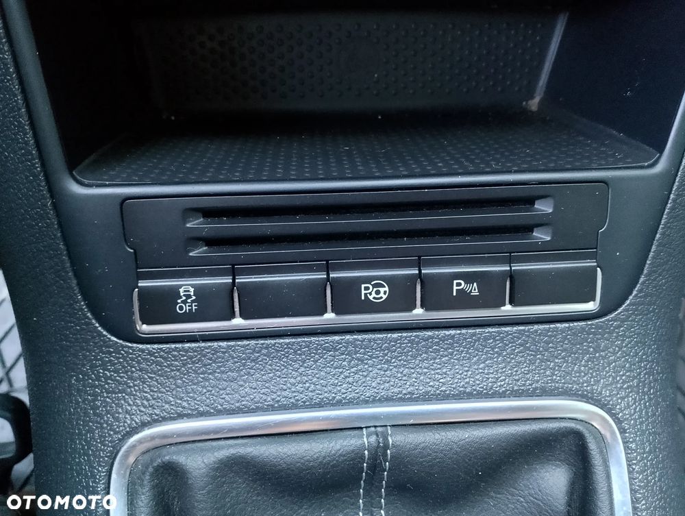 Volkswagen Golf Plus 1.6 TDI Highline - 24