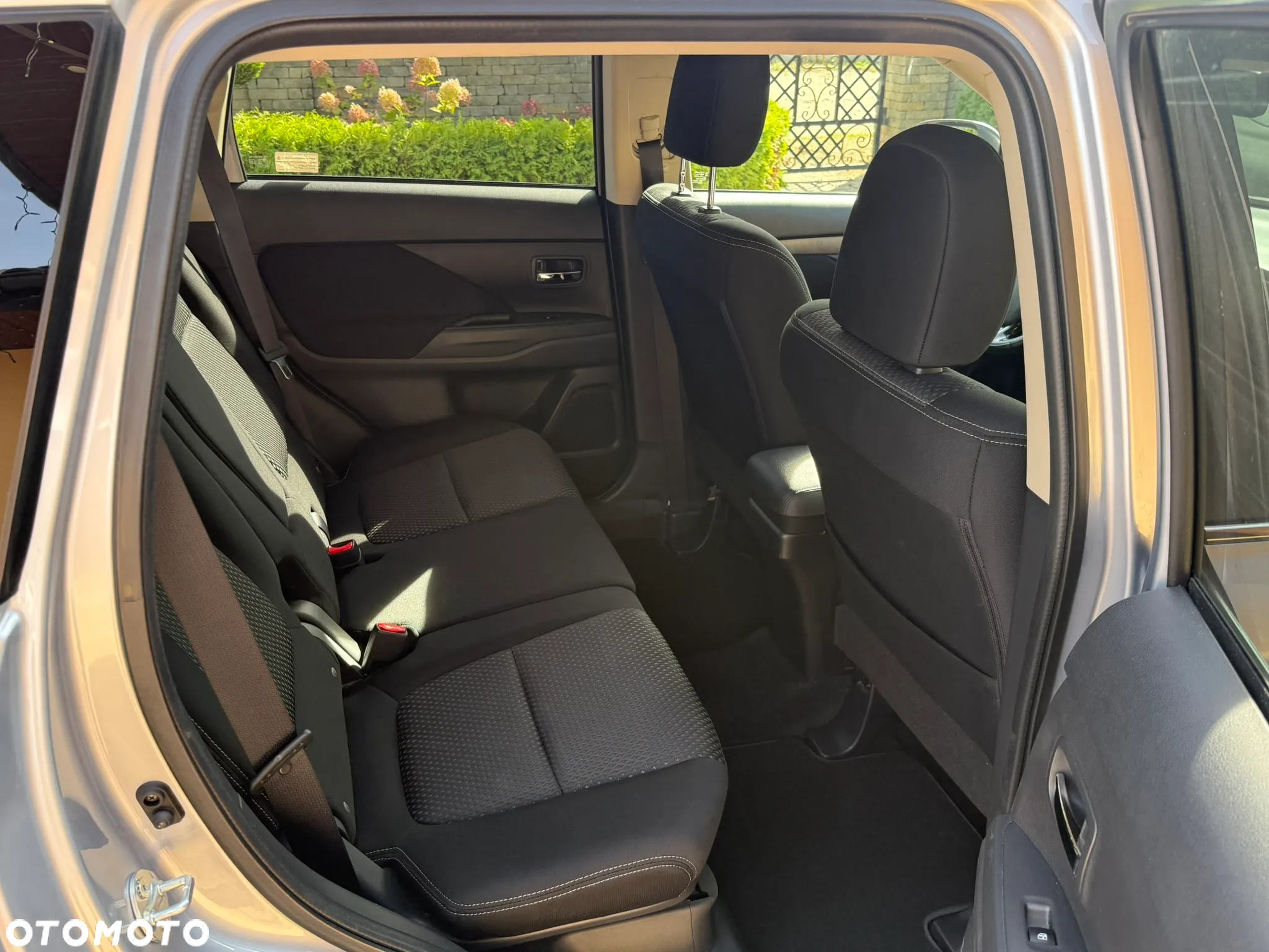 Mitsubishi Outlander 2.0 Intense 4WD CVT - 20