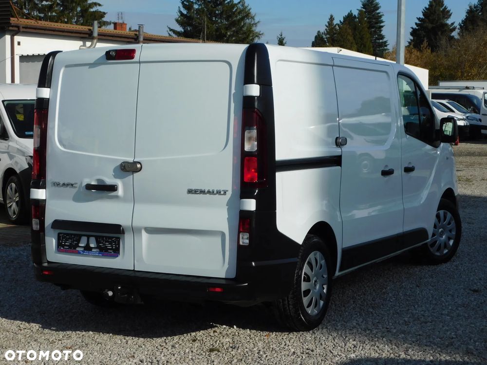 Renault Trafic - 2