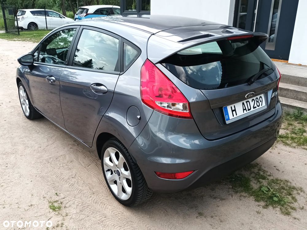 Ford Fiesta 1.25 Celebration - 4