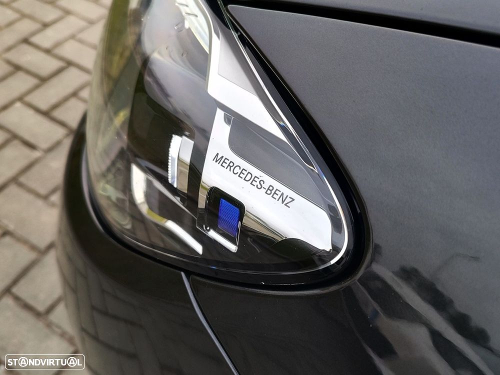 Mercedes-Benz E 300 de AMG Line - 10