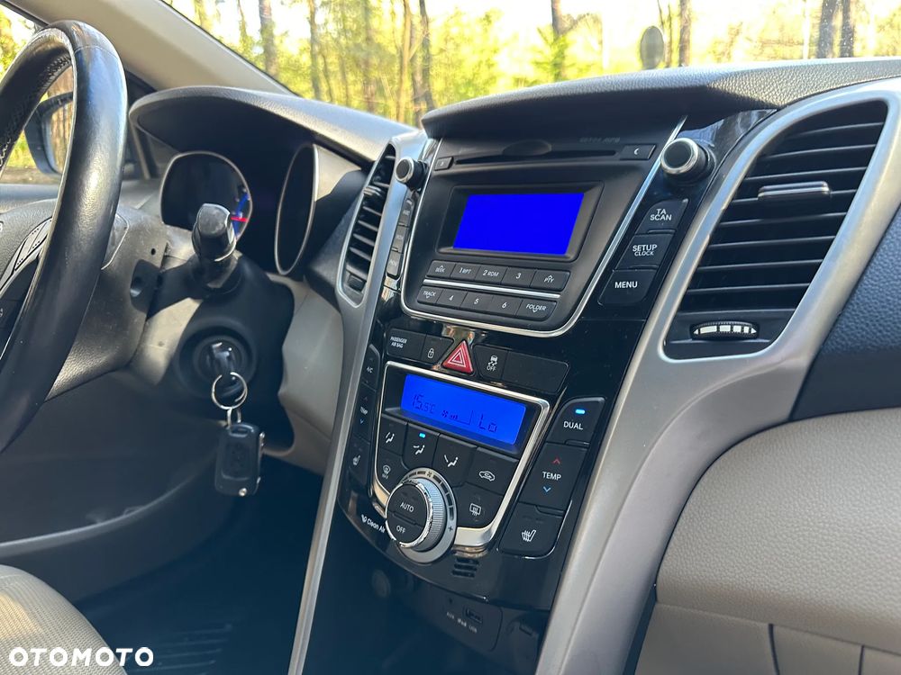 Hyundai i30 1.6 CRDi BlueDrive Go - 11